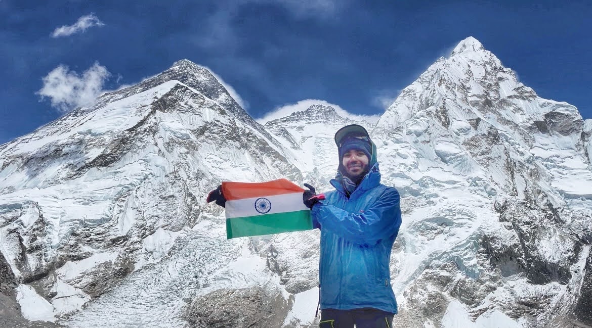 ABP Live Exclusive |  Climber Harshvardhan conquers Kovid, climbs Mount Everest after getting infected