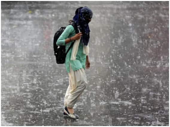 Health Tips: Follow These Steps To Avoid Catching Cold When You Get Wet In Rain