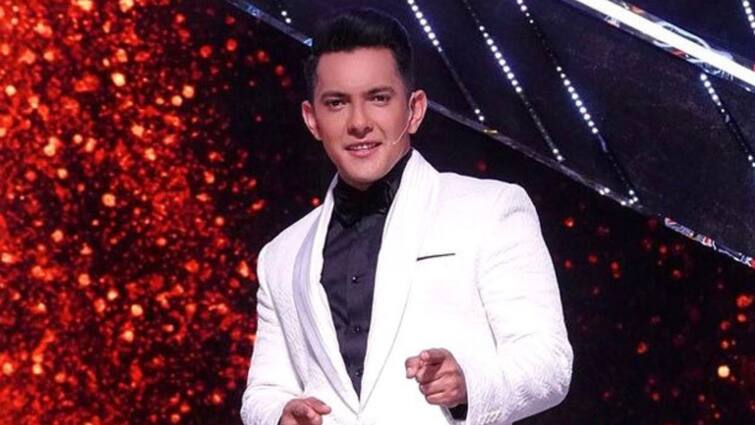 Aditya Narayan Will No Longer Host TV Shows After 2022, know in details Aditya Narayan Update: টেলিভিশন শো-এ সঞ্চালকের ভূমিকায় আর দেখা যাবে না আদিত্য নারায়ণকে!