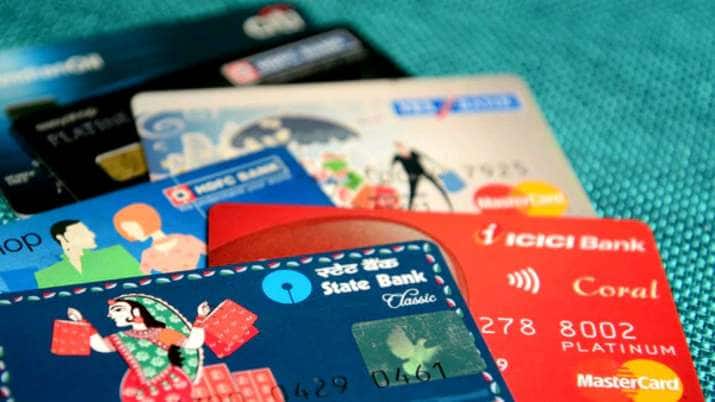 Industry Bodies Urge Reserve Bank To Extend Deadline For Debit, Credit Card Tokenisation Card Tokenization: డెబిట్‌, క్రెడిట్‌ కార్డు టోకెనైజేషన్‌ గడువు పొడగించాలని ఆర్‌బీఐకి వినతి