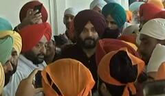 ਸ੍ਰੀ ਹਰਿਮੰਦਰ ਸਾਹਿਬ ਨਤਮਸਤਕ ਹੋਏ ਨਵਜੋਤ ਸਿੱਧੂ