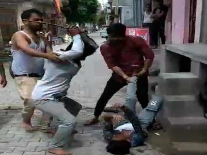 Youth Beaten up in loni Ghaziabad uttar pradesh ann