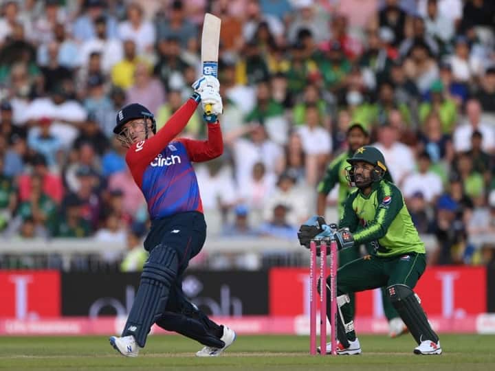 ENG Vs PAK: England defeat Pakistan in T20 Series, Jason Roy score 64 runs ENG Vs PAK: पाकिस्तान के हिस्से आई एक और करारी हार, रॉय ने धमाकेदार पारी खेलकर इंग्लैंड को जीत दिलाई