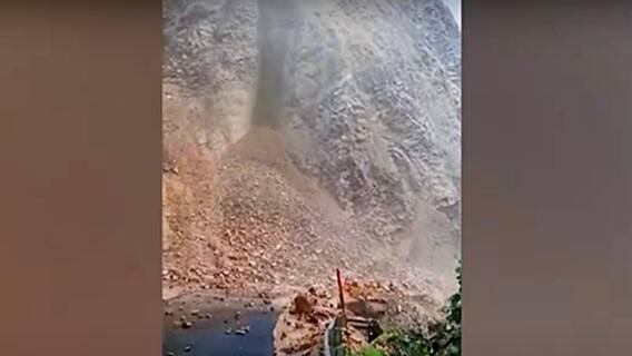 Uttarakhand में भारी बारिश का Yellow Alert, 13 जिलों में IMD की चेतावनी | Pahad Prabhat | ABP Ganga