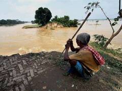 कटिहार: गंगा-कोसी के बढ़ते जलस्तर से हो रहा भीषण कटाव, DM ने खुद नाव से घूमकर लिया जायजा