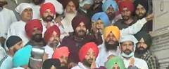 Navjot Sidhu ਦਾ ਮੈਗਾ ਸ਼ੋਅ, 62 ਵਿਧਾਇਕਾਂ ਨਾਲ ਗੁਰੂ ਘਰ ਟੇਕਿਆ ਮੱਥਾ