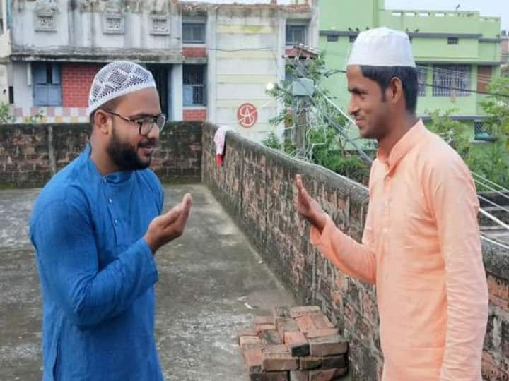 On the occasion of Bakrid people offered prayers by staying in their homes in bihar बिहार: कोरोना के चलते बकरीद पर लोगों ने घरों में रहकर अदा की नमाज, आगामी सावन मेले पर लगी पाबंदी