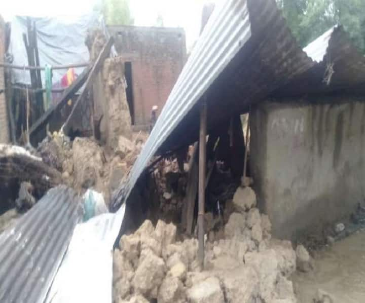 UP : 7 persons killed in wall collapse after heavy rain in Sitapur UP : ભારે વરસાદને પગલે 3 જગ્યાએ દીવાલ ધરાશાયી, એક જ પરિવારના 4 લોકોના મોતથી અરેરાટી