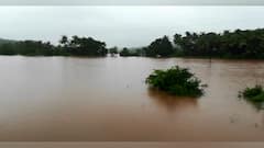 Ratnagiri Rains : रत्नागिरीत रात्रभर मुसळधार पाऊस ; काजळी नदीला पूर,चांदेराई बाजारपेठेत पाणीच पाणी