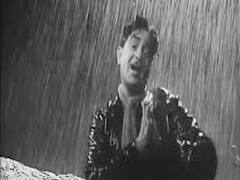 Top 5 Monsoon Hit Songs: बारिश के मौसम में पकौड़ों के साथ ये मानसून सॉन्ग्स बढ़ाएंगे और भी मजा