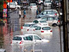 Monsoon India Update: देशभर में अगले 4 दिन भारी बारिश का अनुमान, जानिए मौसम अपडेट