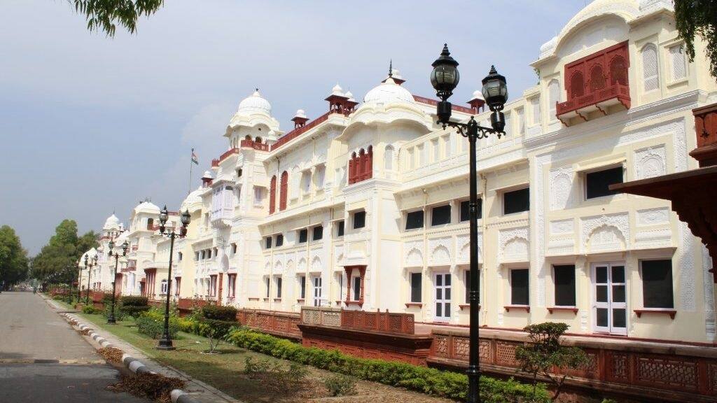 Captain Amarinder Patiala residence Moti Mehal wall damaged with heavy rain ਭਾਰੀ ਮੀਂਹ ਕਾਰਨ ਕੈਪਟਨ ਦੇ ਮੋਤੀ ਮਹਿਲ ਦੀ ਕੰਧ ਢਹਿ-ਢੇਰੀ