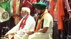 Why Meenakshi Lekhi termed farmers as 'Mawaali' ? | India Chahta Hai
