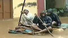 Mahad Monsoon : महाड शहराला पुराचा वेढा,स्थानिक तरुणांकडून बचावकार्य सुरू, सावित्री नदीचं पाणी शहरात