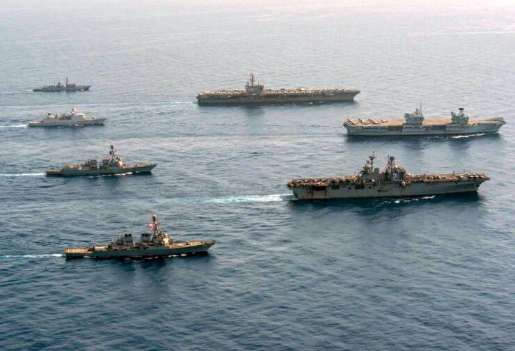 India-UK naval exercise: సాగరతీరంలో క్వీన్ ఎలిజబెత్ విన్యాసాలు