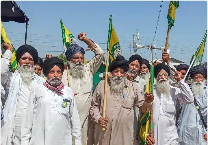 delhi-security-tightens-at-singhu-border-ahead-of-a-farmers-protest-at-jantar-mantar-against-farm-laws ਦਿੱਲੀ 'ਚ ਅੱਜ ਸੰਸਦ ਭਵਨ ਨੇੜੇ ਹੋਵੇਗਾ ਕਿਸਾਨਾਂ ਦਾ ਪ੍ਰਦਰਸ਼ਨ, ਛਾਉਣੀ 'ਚ ਤਬਦੀਲ ਹਇਆ ਇਲਾਕਾ 