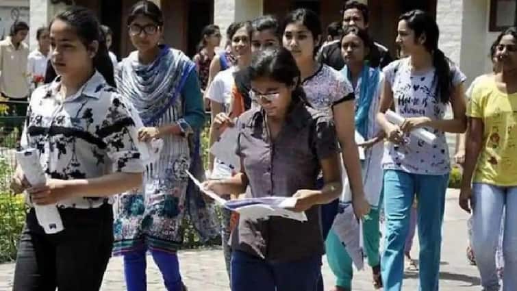 RBSE Board Exam 2021: Rajasthan Board released the exam schedule for private students of class 10th-12th, check details here RBSE Board Exam 2021: राजस्थान बोर्ड ने 10वीं-12वीं के प्राइवेट छात्रों का एग्जाम शेड्यूल जारी किया, यहां चेक करें  डिटेल्स