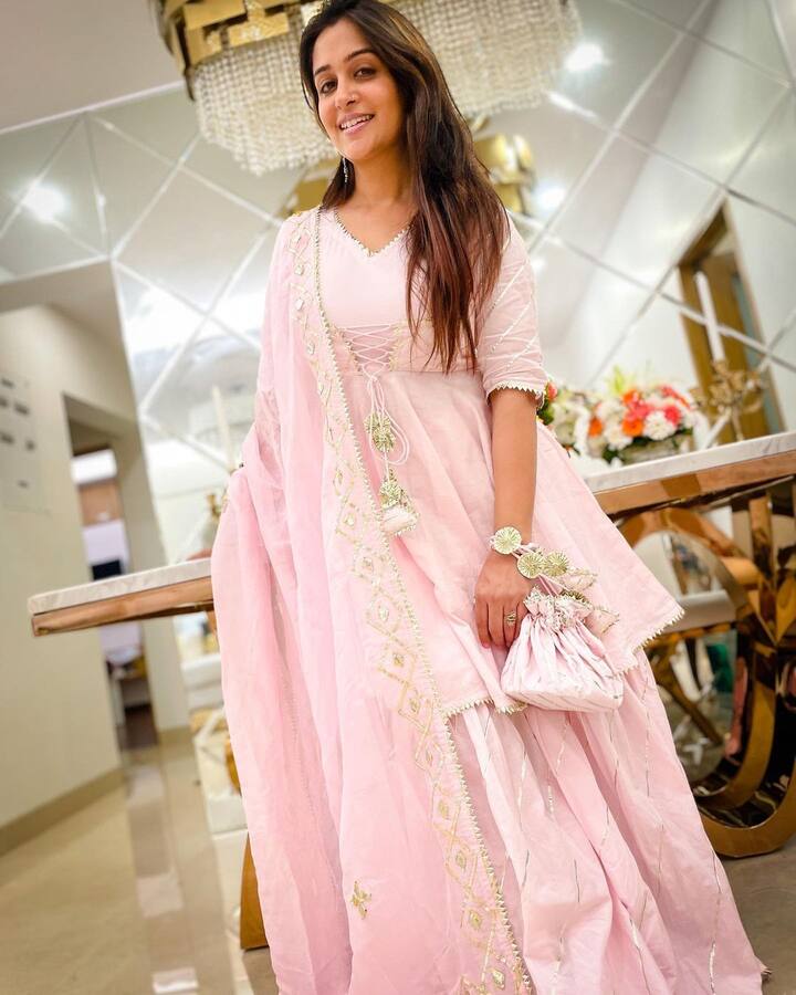 Dipika was earlier married to Raunak Samson. The couple got married in the year 2011, but they got separated in 2015 after 4 years of marriage. (Image courtesy - @ ms.dipika/Instagram)