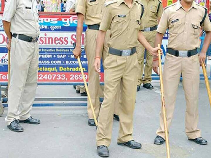 उत्तराखंड में भी 'हौसला सेंटर' खोलने की तैयारी, लोगों को थाना और कचहरी के नहीं लगाने होंगे चक्कर Preparations to open 'Hausla Center' in Uttarakhand, peoples will not have to go police station court ANN उत्तराखंड में भी 'हौसला सेंटर' खोलने की तैयारी, लोगों को थाना और कचहरी के नहीं लगाने होंगे चक्कर