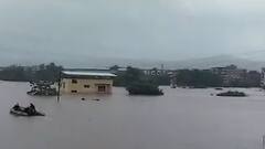 #Mahad महाड : मुलाणी कुटुंबियांचं रेस्क्यू ऑपरेशन सुरू,माझाच्या बातमीनंतर कोस्टगार्डची टीम घटनास्थळी