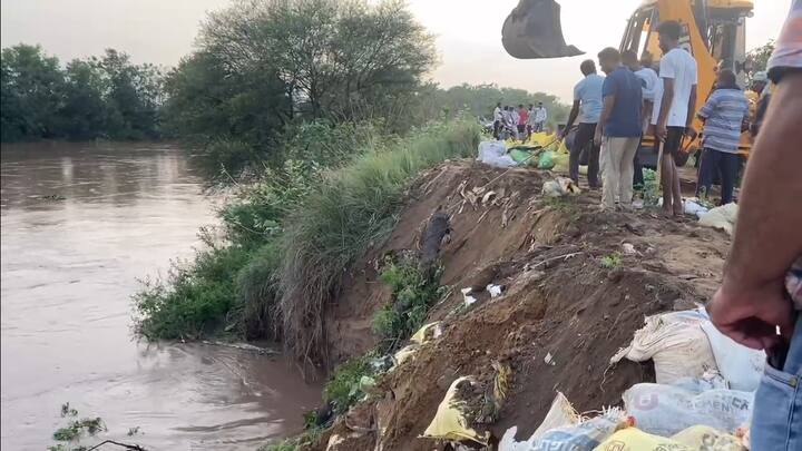 ਉੱਥੇ ਹੀ ਦੂਜੇ ਪਾਸੇ ਅਜੇ ਵੀ ਪ੍ਰਸਾ਼ਸ਼ਨਿਕ ਅਧਿਕਾਰੀ ਕਹਿ ਰਹੇ ਹਨ ਕਿ ਸਾਡੇ ਇੰਤਜ਼ਾਮ ਪੂਰੇ ਹਨ।