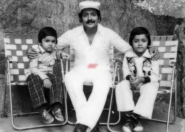 తన తండ్రి శివకుమార్, తమ్ముడు కార్తీలతో సూర్య అరుదైన ఫోటో