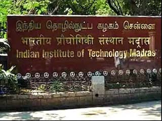 Casteist IITs doesnt encourage merit based appointments says Ex Prof of IIT madras Caste in IIT : ’ஐ.ஐ.டி.க்களில் மெரிட் இல்லை..சாதிதான் இருக்கு!’ - பதவி விலகிய பேராசிரியர் விபின்..!