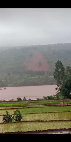 PHOTO : भीषण! तळीयेतील आकांत... डोंगरानं गिळलं गाव! शब्दांपलीकडची दुर्घटना, दुर्देवी घटनेची छायाचित्रं