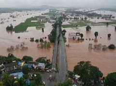 Maharashtra Flood : सांगली, कोल्हापूरला पुन्हा महापुराचा धोका, काही भागात पाणी शिरायला सुरुवात, पुण्यात भिडे पुल पाण्याखाली 