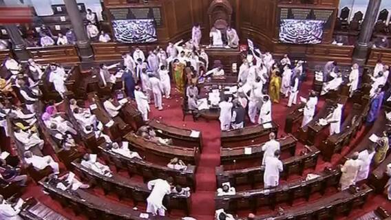 जासूसी पर तकरार, संसद में आर-पार !...क्या जासूसी कांड की जांच कराएगी सरकार ? | Hunkaar