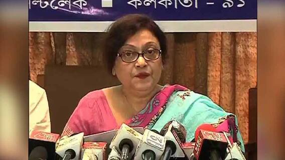 HS REsult 2021: ‘মেয়েটি শিক্ষার রত্ন’, উচ্চ মাধ্যমিকের 'ধর্ম' বিতর্কে প্রতিক্রিয়া মহুয়া দাসের