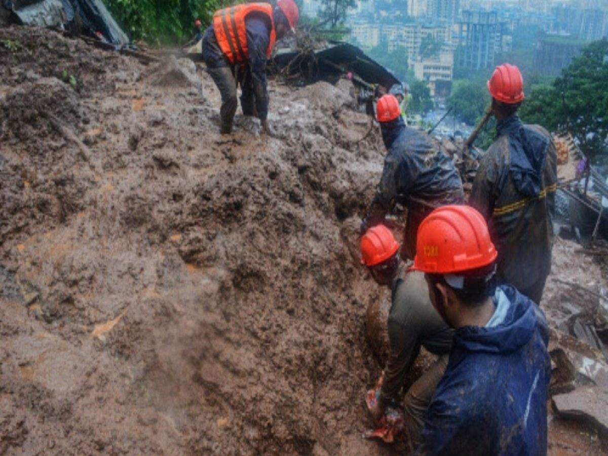 Raigad Landslide: 44 Dead Bodies Recovered While 35 Injured Receive Treatment, Total 6 Locations Affected Raigad Landslide: 44 Dead Bodies Recovered While 35 Injured Receive Treatment, Total 6 Locations Affected