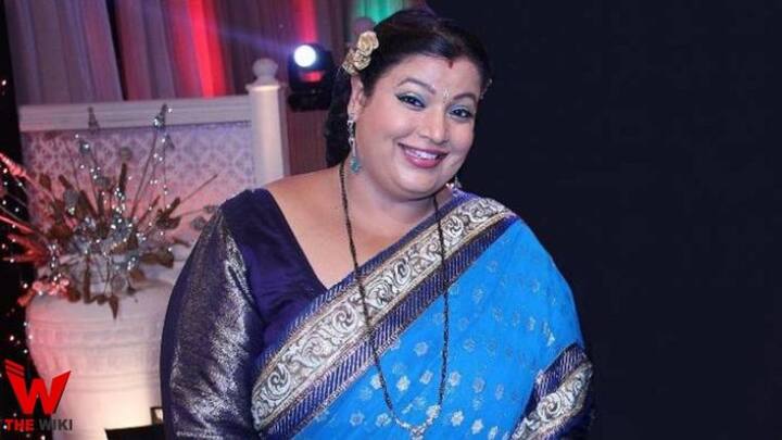 अंबिका रंजनकर अंबिका रंजनकर यानी कोमल हाथी ने साल 1992 में ‘पी ए साहब’ सीरियल से डेब्यू किया था.