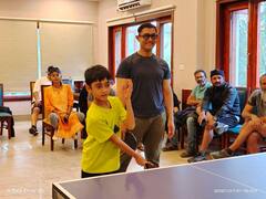PICS: Aamir Khan Plays Table Tennis With Kiran Rao, Son Azad & Crew Of 'Laal Singh Chaddha' In Ladakh