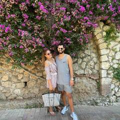 इटली में पिज्जा बना रही हैं Ranbir Kapoor की हीरोईन Nargis Fakhri, शेयर की ब्वॉयफ्रेंड संग वेकेशन की तस्वीरें