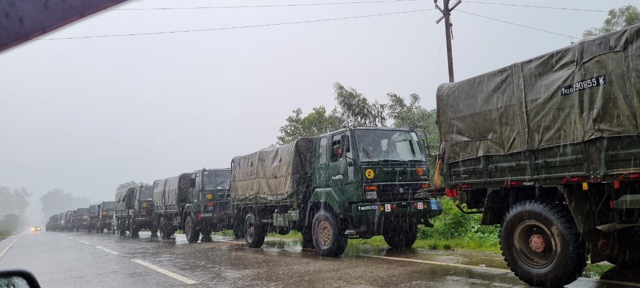 Raigad Talai Update : रायगड, रत्नागिरीत पावसाचा हाहाकार! तिन्ही सैन्यदले पूर पीडितांच्या मदतीसाठी तैनात