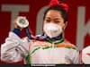 Mirabai Chanu : टोकियो ऑलिम्पिकमध्ये भारताला पहिलं पदक मिळवून दिलेल्या मीराबाईची पहिली प्रतिक्रिया, म्हणाली...