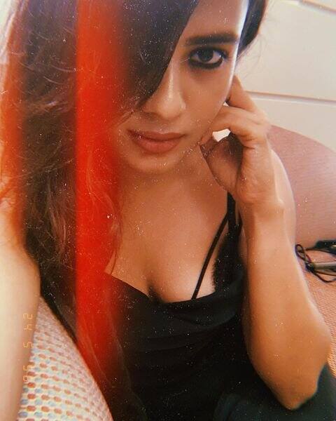 (Courtesy : Instagram) అవకాశాలు తగ్గడంతో చిన్న చిన్న రోల్స్, ఐటెం సాంగ్స్ లో నటించడం మొదలుపెట్టింది.