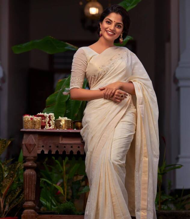 உன் கண்களை கொஞ்சம் தந்தாள் நான் கொஞ்சம் தூங்கி கொள்வேன்
