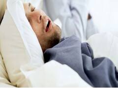 রাতে ভাল ঘুম হচ্ছে না? এই দিকগুলো মাথায় রাখলেই মুশকিল আসান