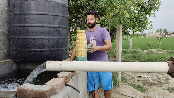 ਸੁਖਜਿੰਦਰ ਨੇ ਉਨ੍ਹਾਂ ਲੋਕਾਂ ਨੂੰ ਵੀ ਅਪੀਲ ਕੀਤੀ ਹੈ ਜੋ ਖੇਤੀ ਛੱਡ ਕੇ ਬਾਹਰ ਜਾ ਰਹੇ ਹਨ ਕਿ ਉਨ੍ਹਾਂ ਨੂੰ ਖੇਤੀ ਵਿੱਚ ਵੀ ਏਕਸਪੇਰਿਮੇਂਟ ਕਰਨੇ ਚਾਹੀਦੇ ਹਨ।