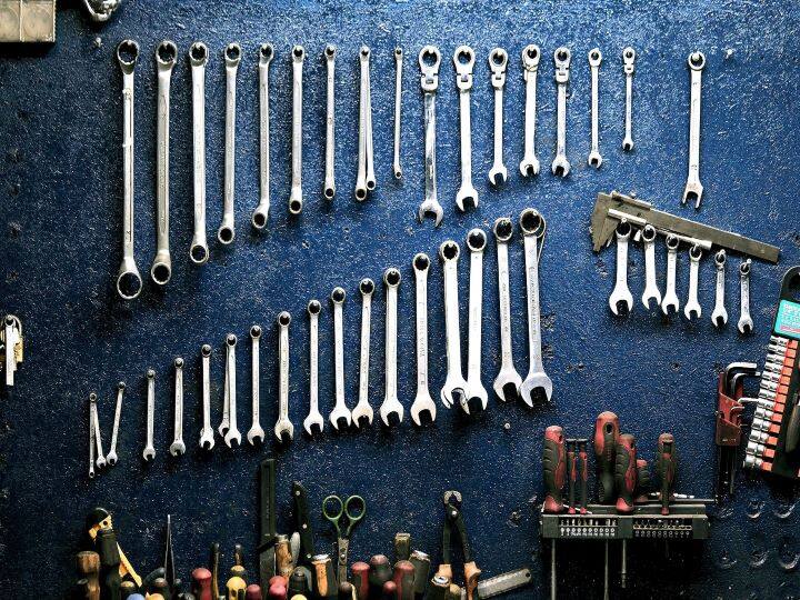 Do mechanical engineering course after 12th, get many job offers 12वीं के बाद मैकेनिकल इंजीनियरिंग में करें डिप्लोमा या डिग्री, नौकरी के मिलते हैं ढेरों ऑफर