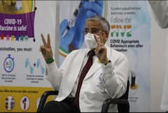 AIMS chief: కరోనా కొత్తవేరియంట్ల కట్టడికి బూస్టర్ డోస్ తప్పదు- ఎయిమ్స్ చీఫ్