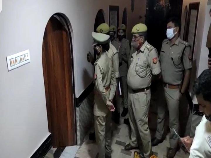 Woman dead body found in Pilibhit Hotel Pilibhit Uttar Pradesh ann होटल में संदिग्ध हालात में मिला महिला का शव, साथ ठहरा युवक गायब, पुलिस जांच में जुटी