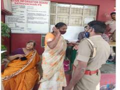 ராணிப்பேட்டை: கார்ல ஏறுங்க.. லிப்ட் கொடுப்பது போல் ஏமாற்றி 2 பெண்களிடம் 10 சவரன் நகை கொள்ளை!