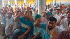 ਪੈਟਰੋਲ-ਡੀਜ਼ਲ ਦੀਆਂ ਵਧਦੀਆਂ ਕੀਮਤਾਂ ਨੂੰ ਲੈ ਕੇ ਟਰੱਕ ਯੂਨੀਅਨ ਦਾ ਪ੍ਰਦਰਸ਼ਨ, ਕਿਹਾ- ਕਿਸਾਨਾਂ ਵਾਂਗ ਖ਼ੁਦਕੁਸ਼ੀ ਕਰਨ ਨੂੰ ਹੋਵਾਂਗੇ ਮਜਬੂਰ