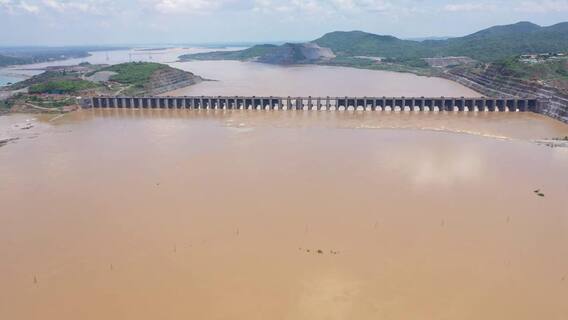 ap rains: నీట మునిగిన పోలవరం నిర్వాసిత గ్రామాలు