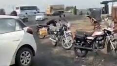 Surendranagar: આ ગામમાં 2 જૂથ વચ્ચે થઈ અથડામણ, કેટલા લોકો વિરુદ્ધ નોંધાઈ ફરિયાદ?