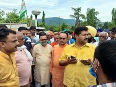 रायफल चोरी के मामले में पुलिस हिरासत में युवक की मौत, ग्रामीणों ने किया हंगामा