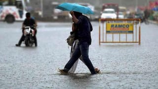 TN weather Report: வீக் எண்ட் போச்சா? 16 மாவட்டங்களில் கனமழை எச்சரிக்கை, சென்னை வானிலை நிலவரம் என்ன?